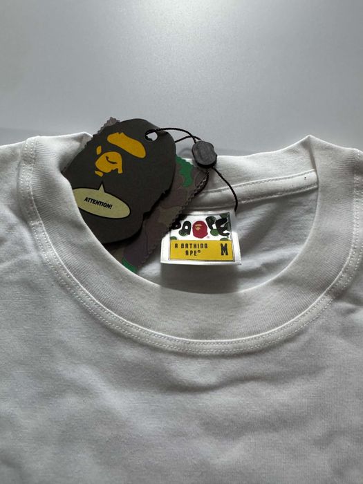 Biała koszulka bape