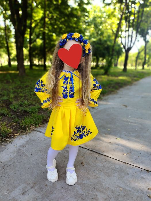 Вишиванка на дівчинку
