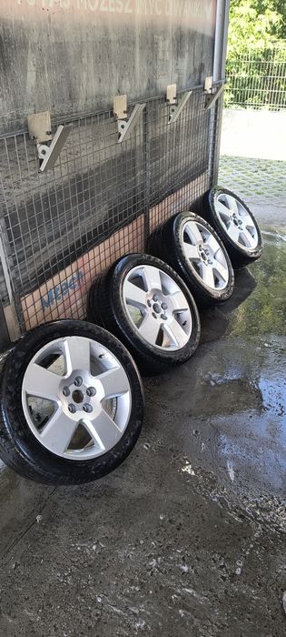 Felgi z oponami Skoda oryginalne
