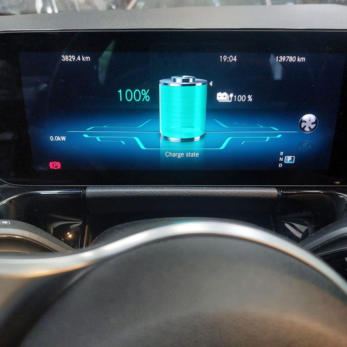 Mercedes B250e híbrido plug-in
