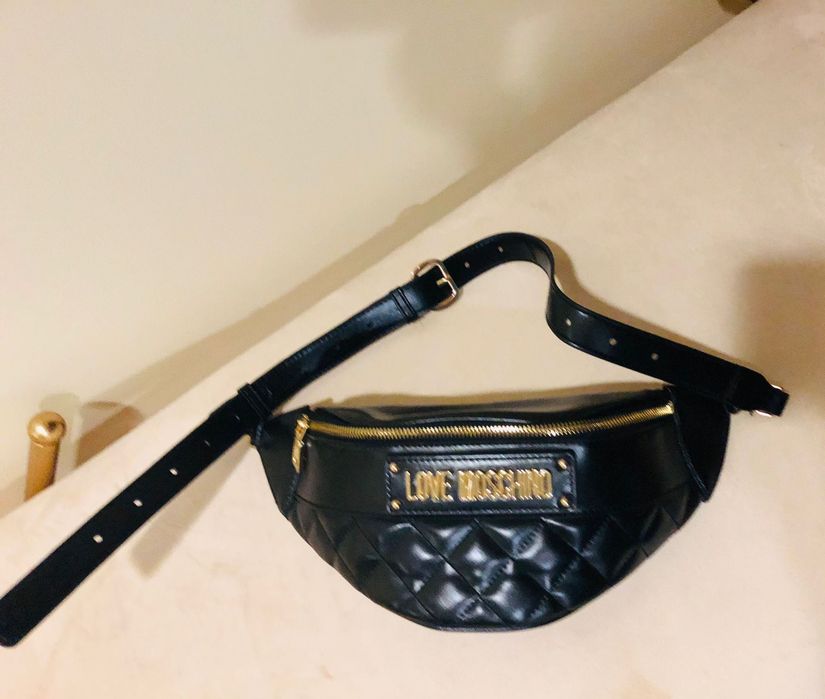 Bolsa de cintura Love Moschino (nova com etiqueta)