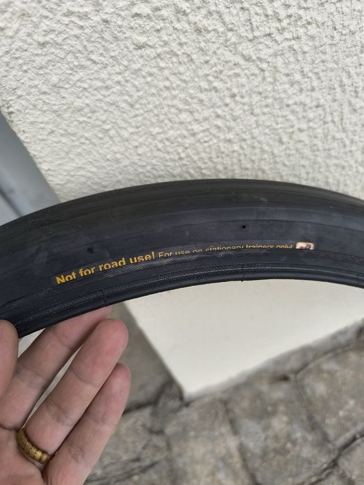 Pneu para rolo 26 continental
