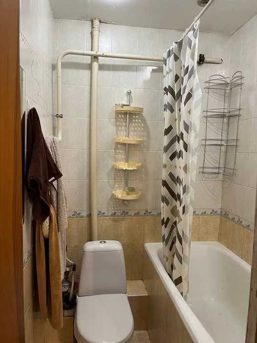 3к.кв, норм житл стан, біля парку Совки, 10 мін к метро