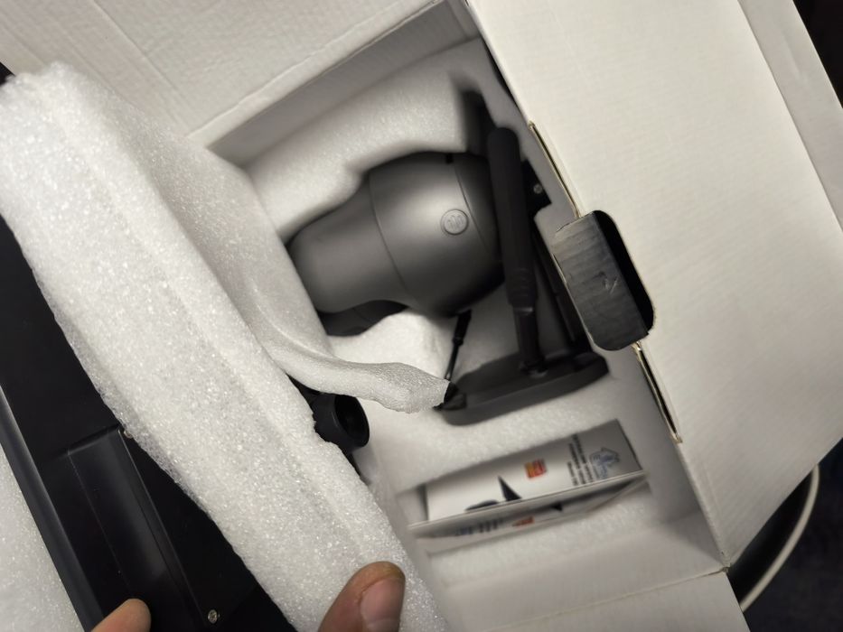 Kamera obrotowa solarna PTZ 4G LTE na kartę sim