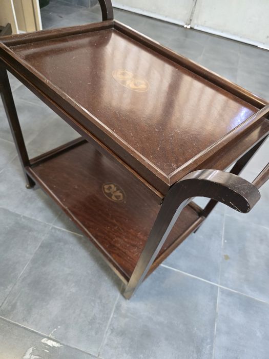 Carrinho de chá  em madeira