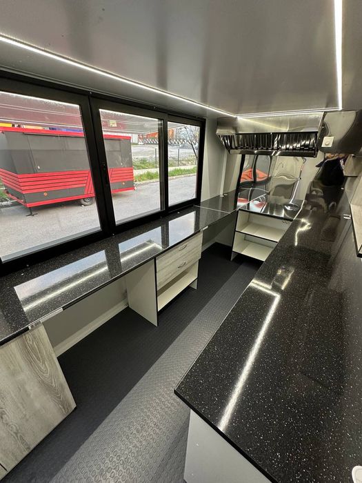 Виготовлення та продажа торгових причіп-кіоск на колесах