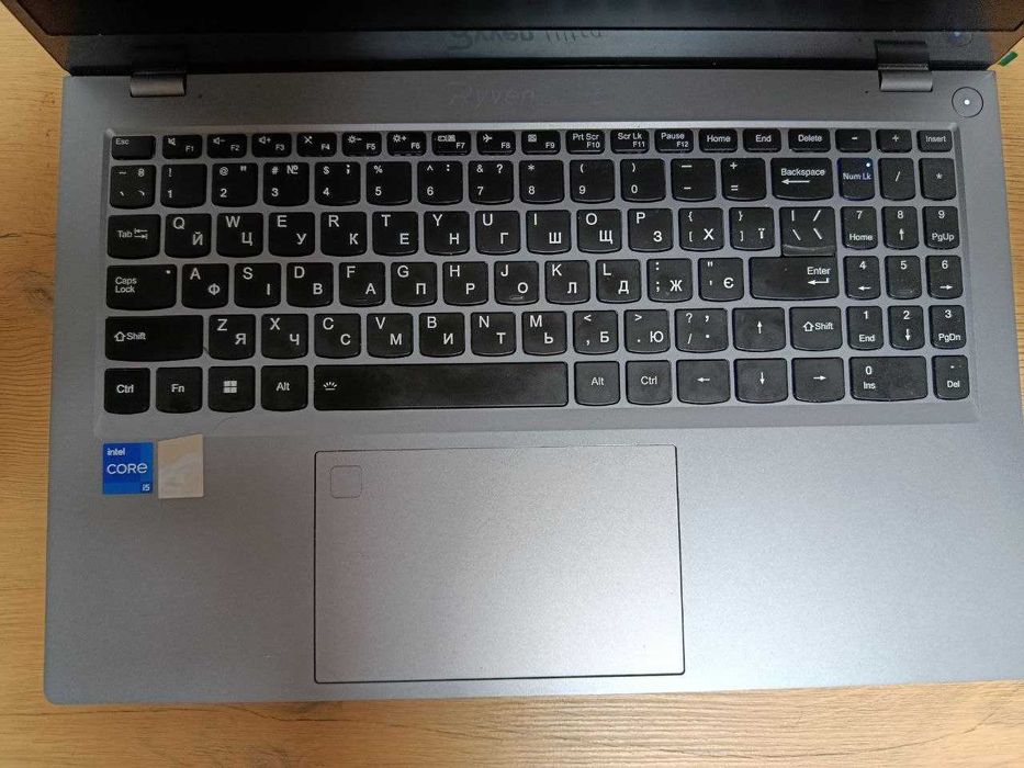 Швидкий ноутбук Ryven Ultra 15.6" | i5-1240P (12 ядер) | 16 GB | SSD 512 GB | Win 11 Pro
