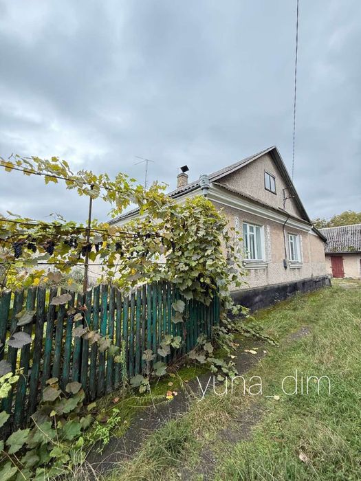 Цегляний будинок |м.Радивилів