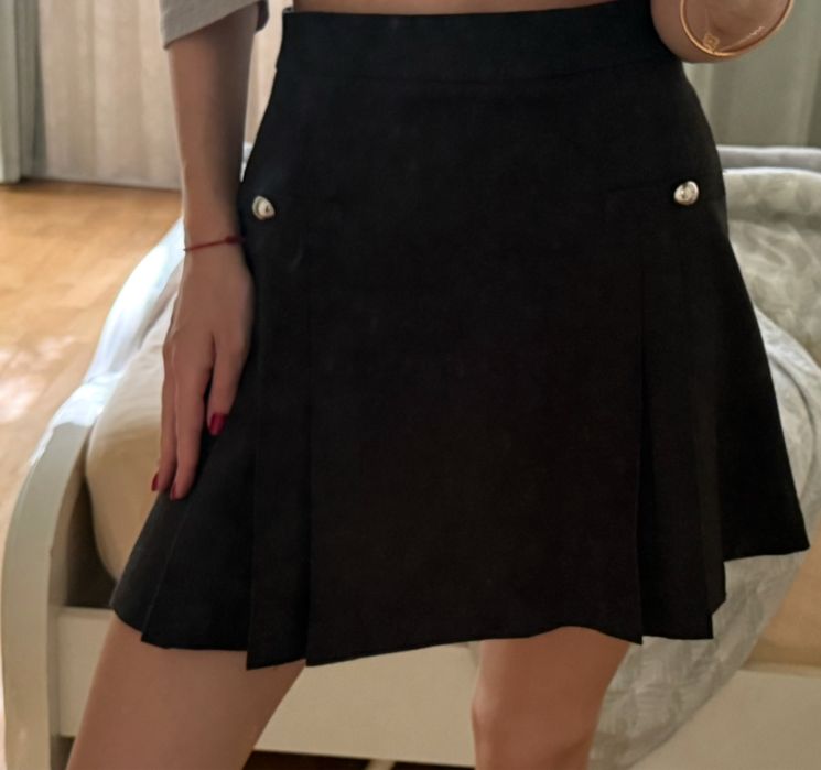 Юбка з вовни Cher17