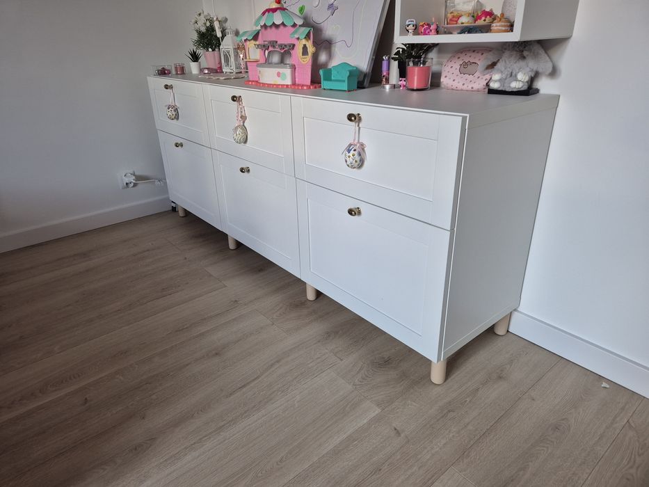 Szafki Ikea Besta białe