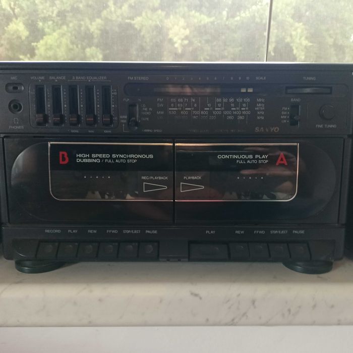 Wieża, radiomagnetofon SANYO  MW171LO