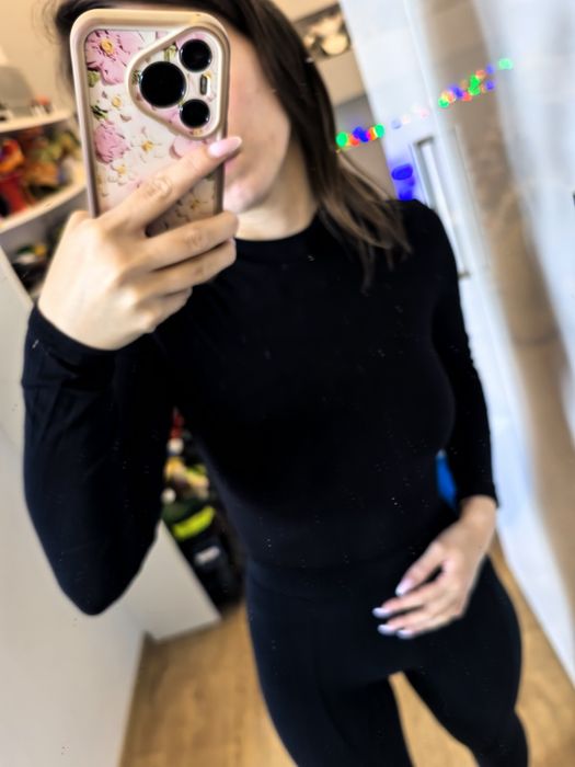 Body Ola voga czarne wycięte plecy