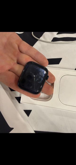 Apple Watch serii 8 45mm