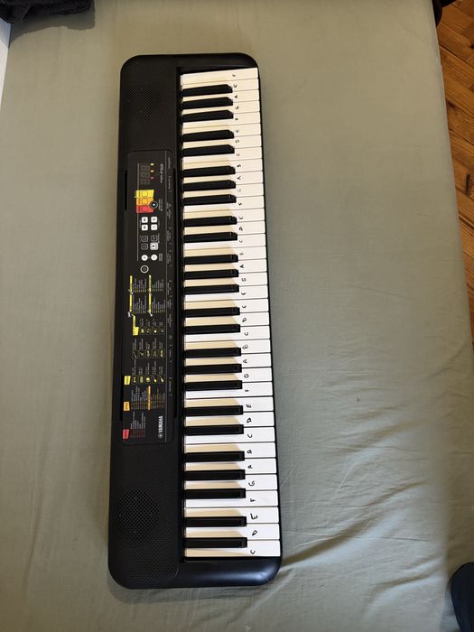 Piano/ teclado musical eletrico