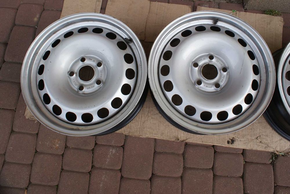 Stalowe i Alu 6,5Jx16 cali 5x112x57  ET33 Audi Q3 VW Tiguan Seat Skoda