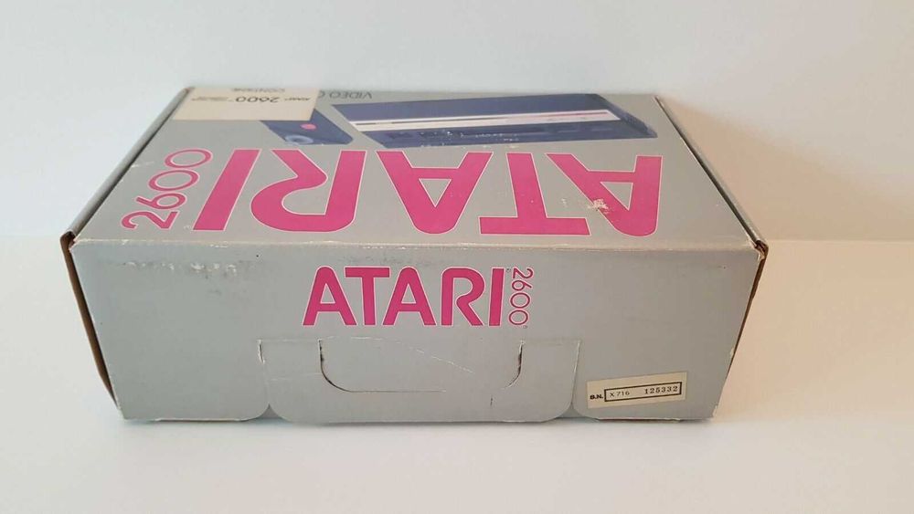 Consola Nova Atari 2600 Completa na Caixa com 32 Jogos