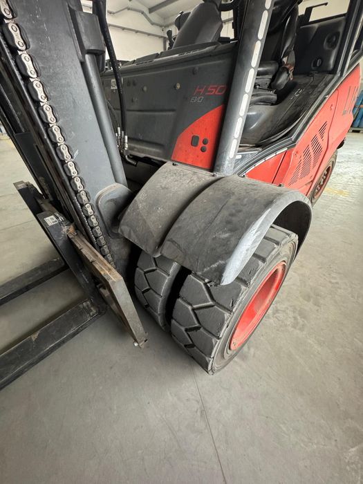 Wynajem wózka widłowego 5 ton Linde Triplex gaz