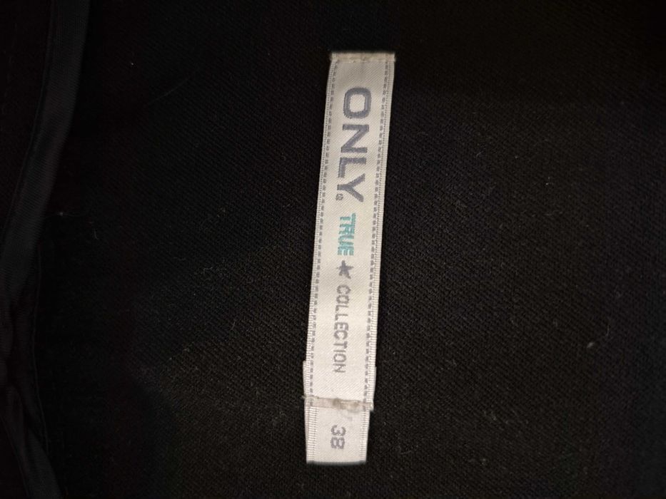 Only Czarne Szorty damskie 38 Spodenki eleganckie