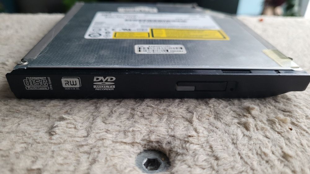 Core2Duo T5800, 2x1GB DDR2 667 MHz, karta wifi, modem i nagrywarka dvd