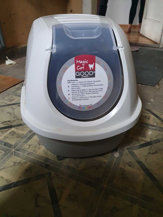 Kuweta dla kota z klapką