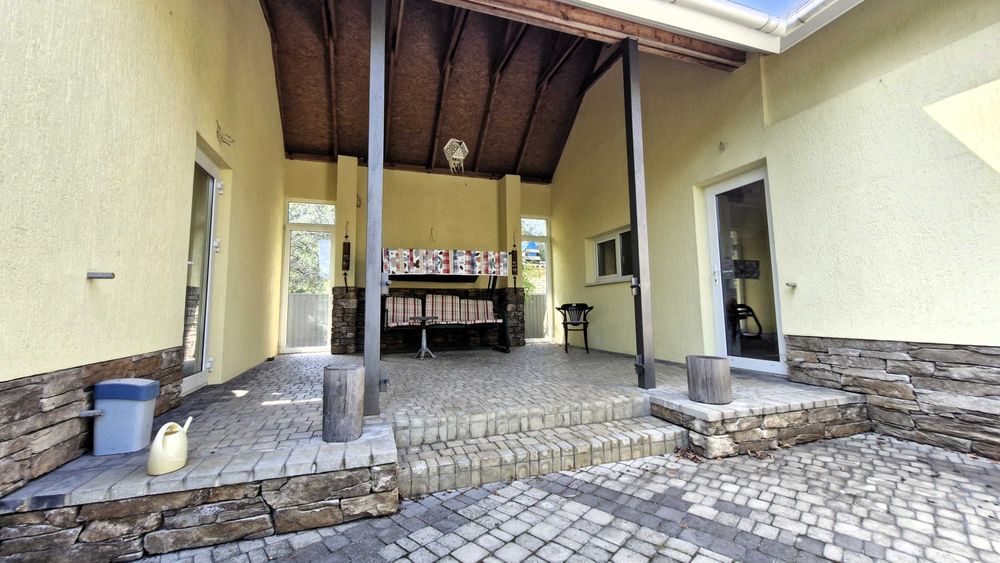 Будинок/Дача 340 м², 10 соток, Михайлівка-Рубежівка – відеоогляд!