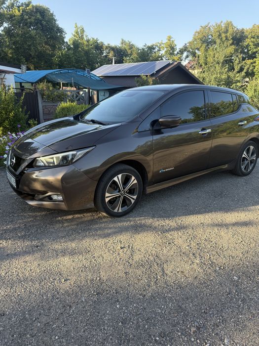 Nissan Liat продам