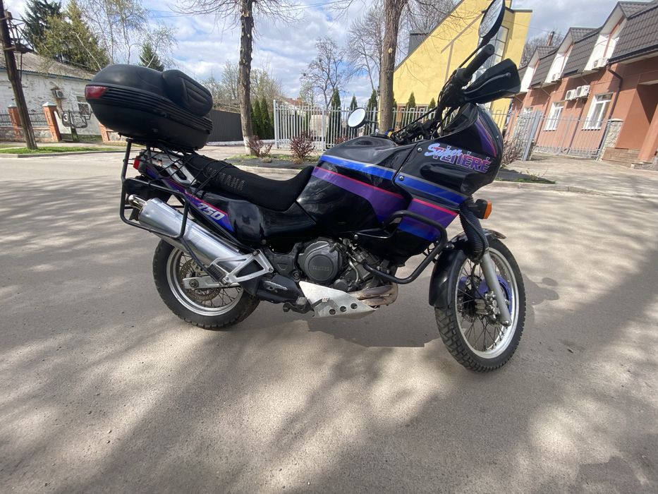 Yamaha XTZ 750 Super Tenere