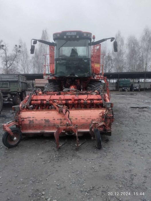 Бурякозбиральний комбайн Holmer T2