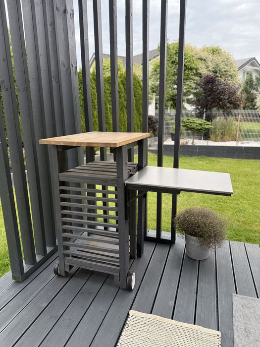 Stolik na kółkach z blatem - pod piec pizza