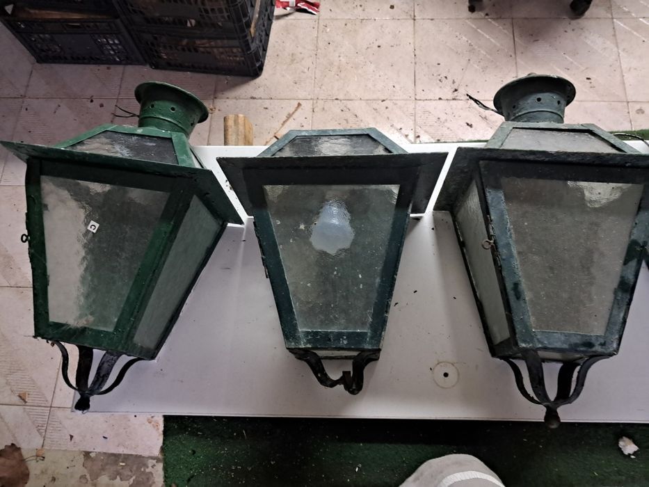 Candeias de rua usadas