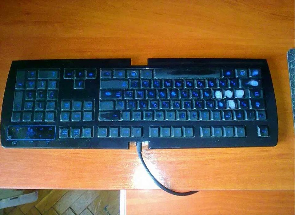 Продам RZ03-0018 Razer тарантулы Usb проводная игровая клавиатура