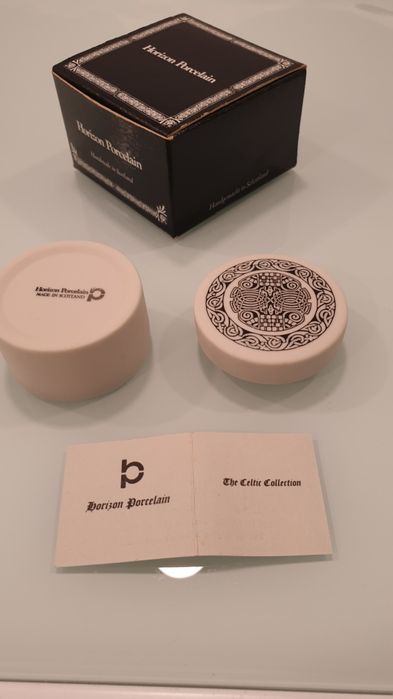 Small Round Scottish Porcelain Box64862889894787122