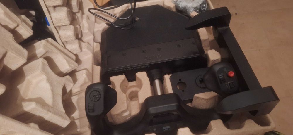 Saitek Pro Flight Yoke System