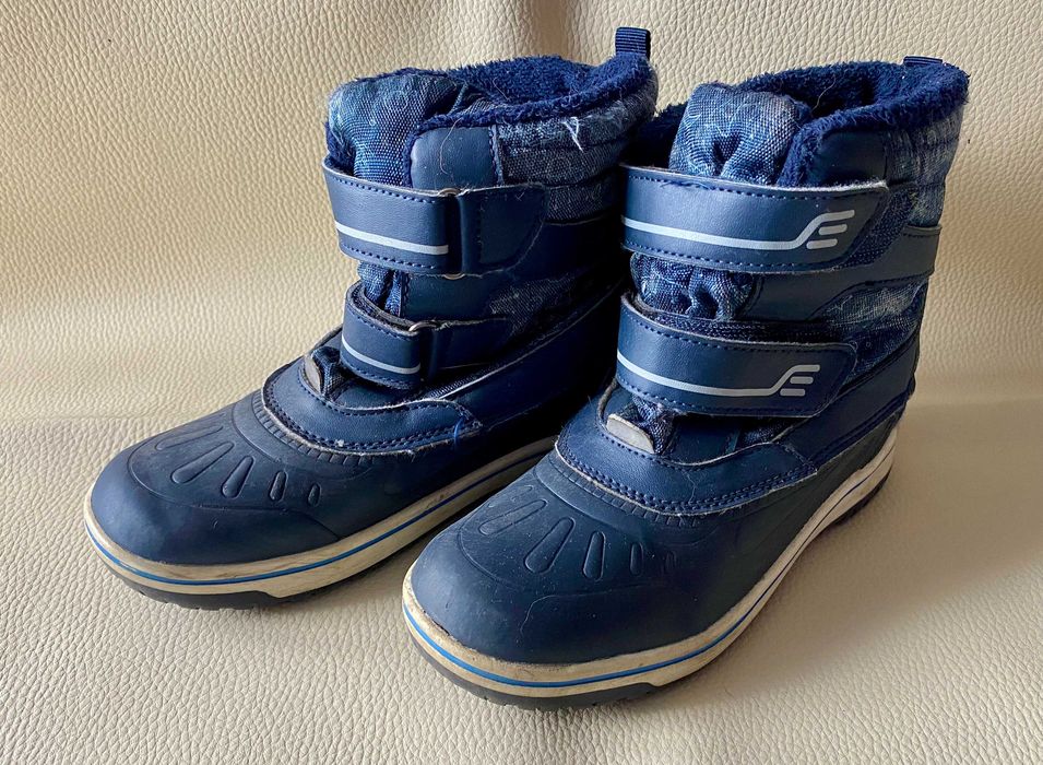 Buty 31 dla chłopca zimowe śniegowce kozaczki ocieplane wkładka 20,5cm