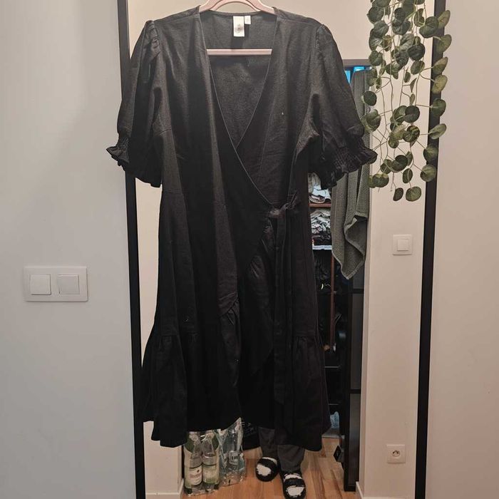 Czarna Sukienka YAS z Falbaną. Nowa Bez Metki. XL