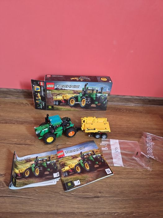 Klocki LEGO Technic 42136 Traktor John Deere 9620R 4WD
