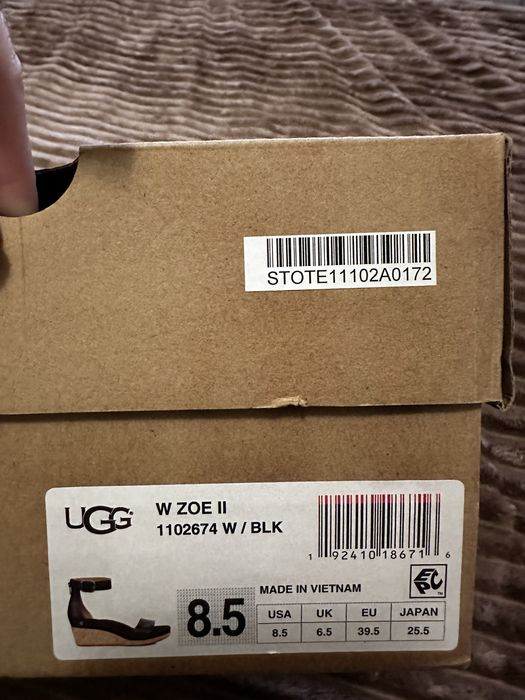 UGG фірмові босоніжки