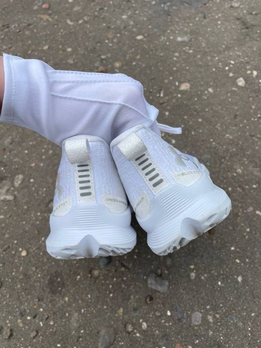 Технологічні кросівки Under Armour Flow Velociti