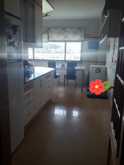 Apartamento T3 em Odivelas com BOX 2 carros.NÃO ACEITO IMOBIL