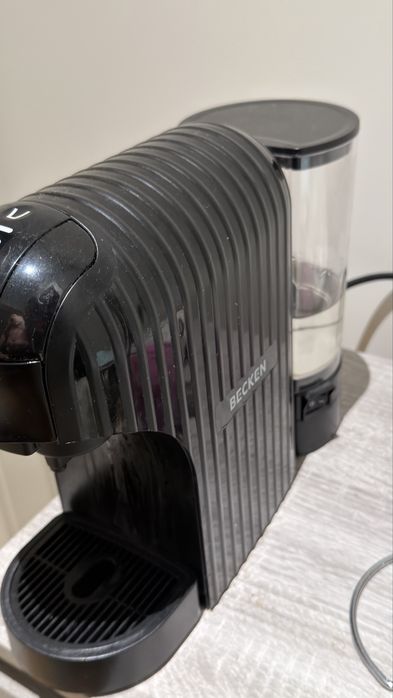 Maquina de café BECKEN
