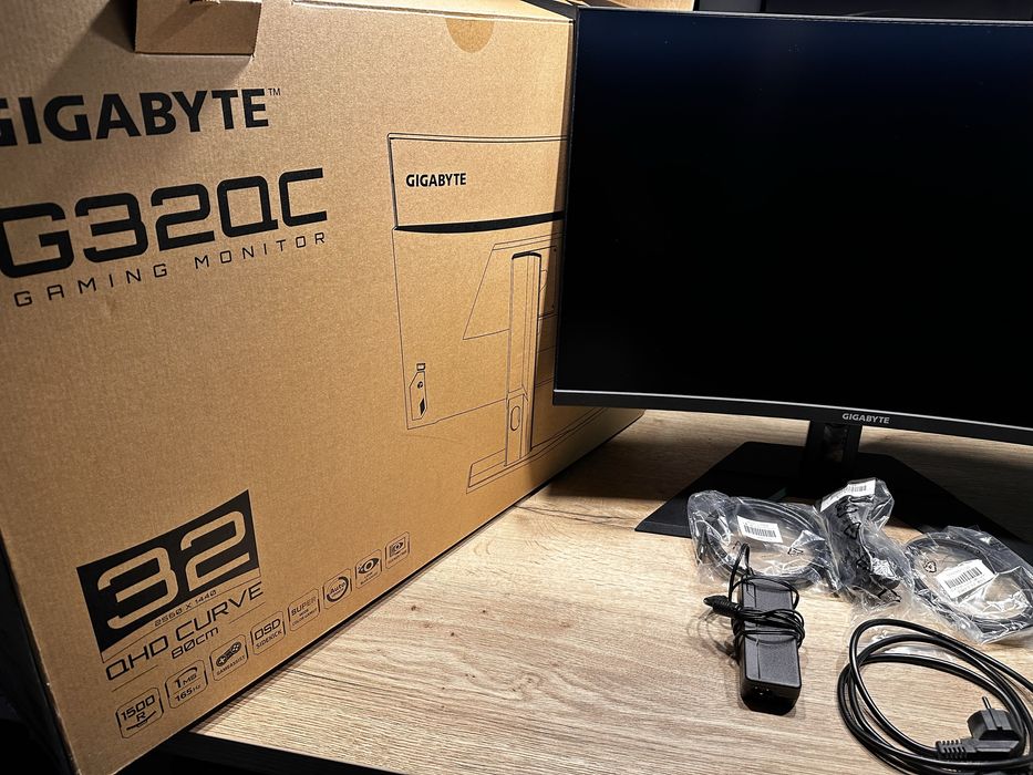 Monitor gigabyte G32QC