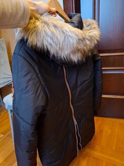 Kurtka zimowa ciążowa. Czarna. Rozmiar L.