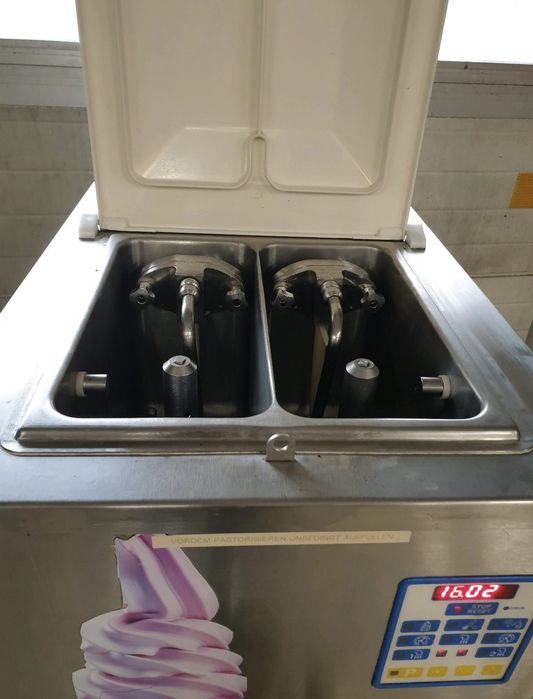 Maszyna do lodów włoskich Carpigiani 403