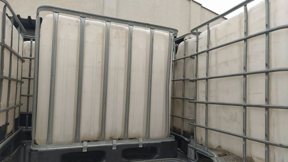 Kosz mauzer 1000l SkrzyniA na warzywa drewno itp gilterbox mauzer