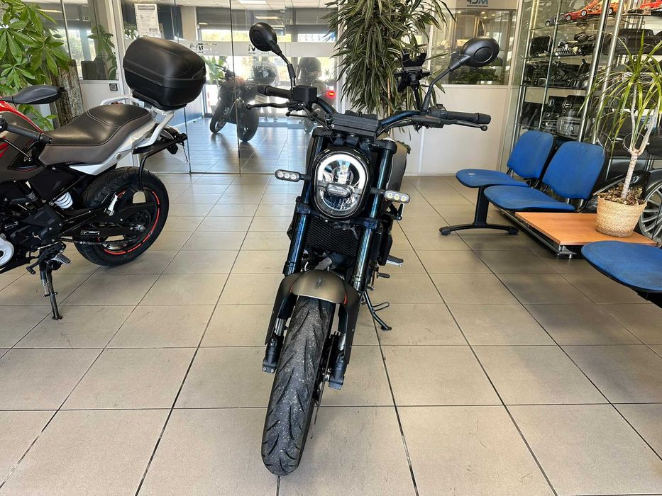 Benelli Leoncino 125 de 2023 Salvado