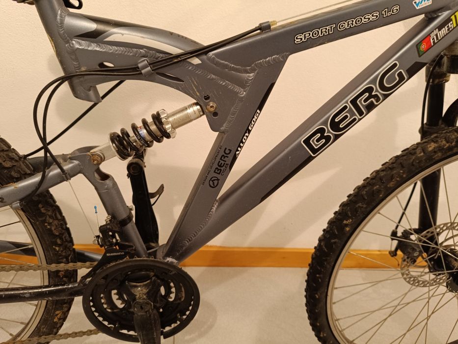 Bicicleta BTT BERG Sport Cross 1.6 com upgrades, óptimo para iniciante