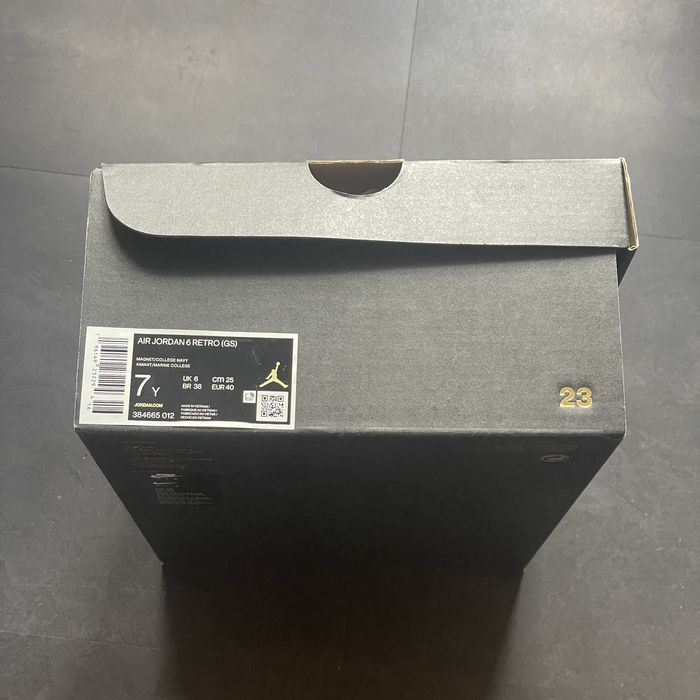 Air Jordan 6 Retro Georgetown University