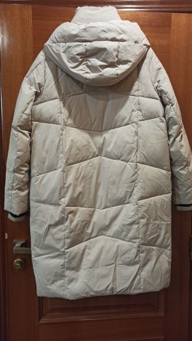 Пуховик с капюшоном