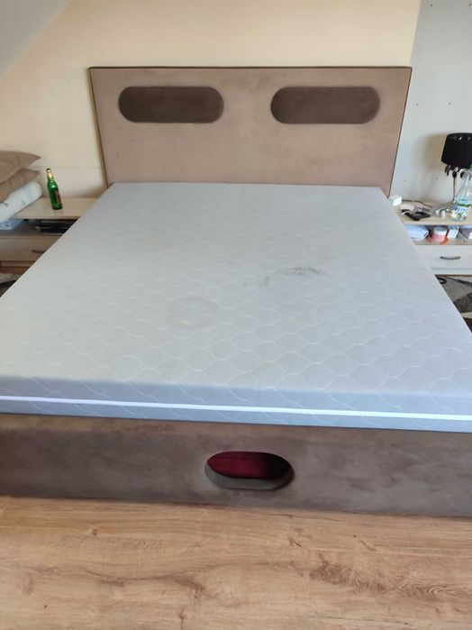 Łóżko tapicerowane na wymiar, led, pilot, czujnik ruchu, producent 140