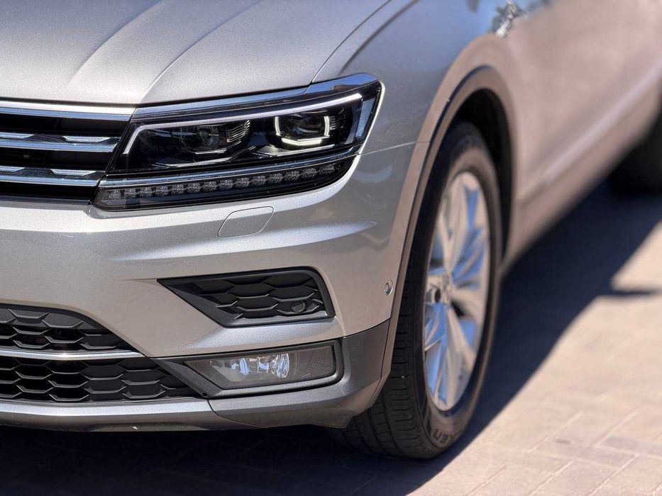 Volkswagen Tiguan 2020 VIN WVGZZZ5NZLW911695 фото оголошення 2 з 22